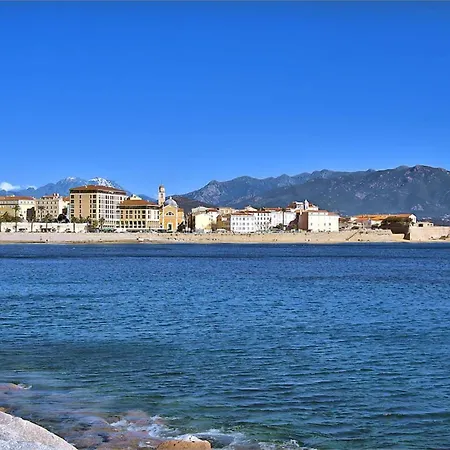 Hébergement de vacances Casa Angelina - Piscine Chauffée Vue Ajaccio (Corsica)